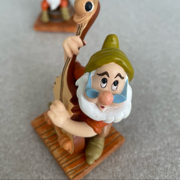 Disney’s “Snow White & the Seven Dwarfs” 65th Anniversary Collection - Picture 11 of 16
